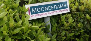 Mooneerams Personal Injury Sign