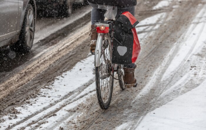 Winter cycling safety tips